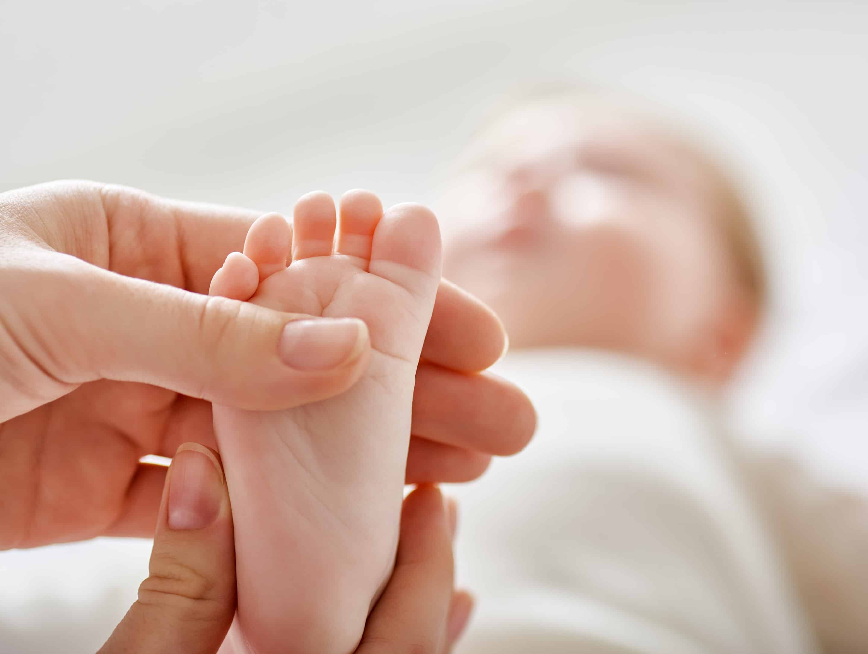 Massage pour bébé et nourrisson pour un bien-être global de votre enfant